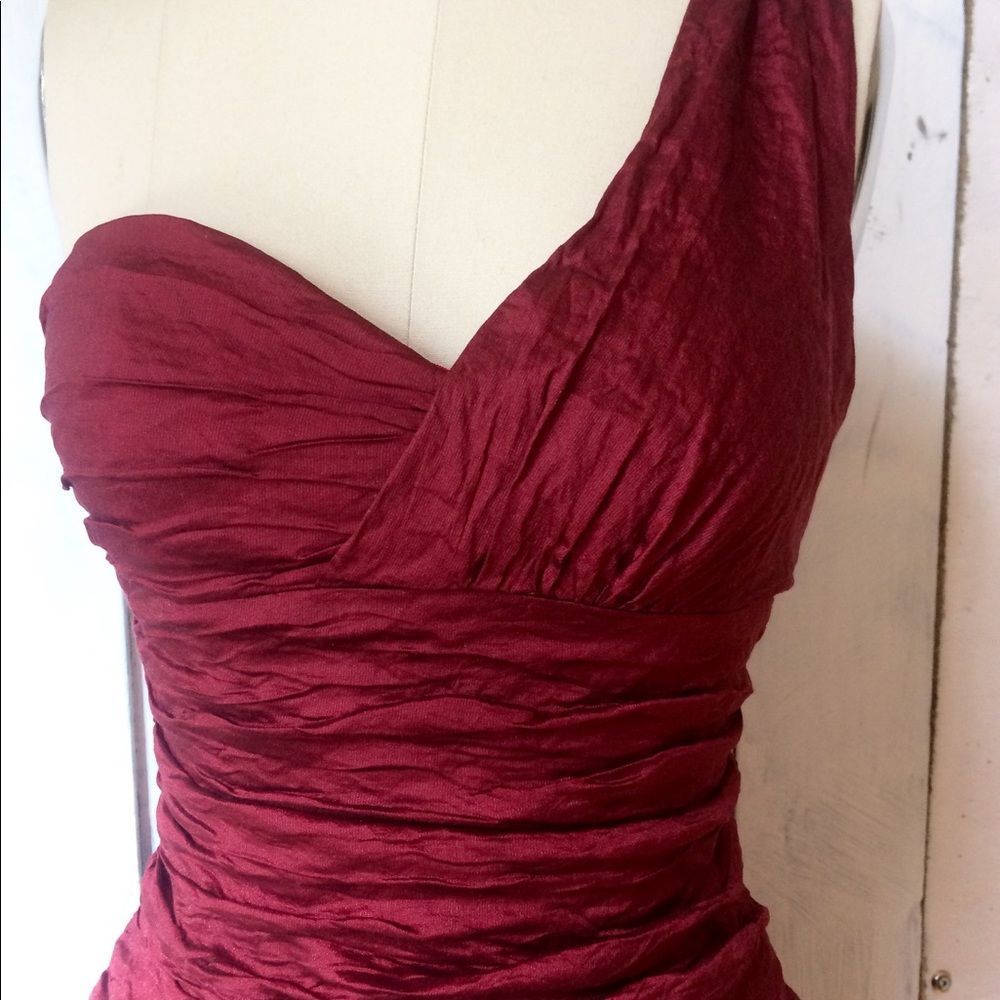 BCBG Ruche metallic short formal dress - Picture 2 of 9